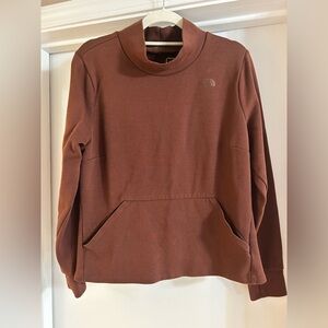 The North Face Mock Neck Pullover Lightweight Sweatshirt